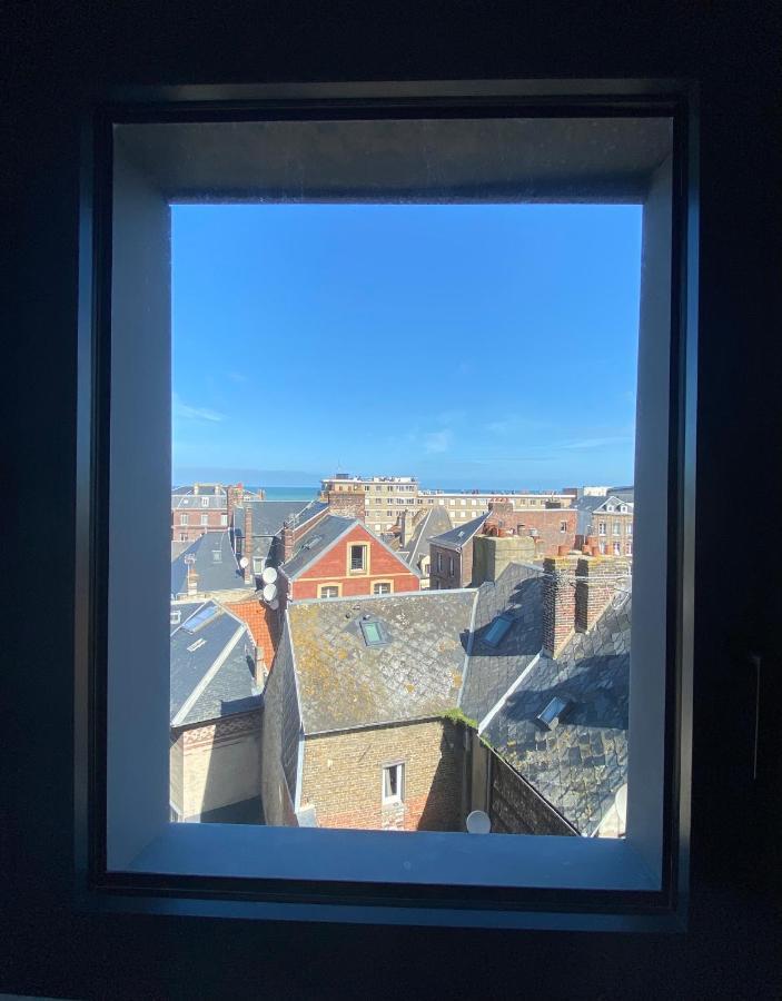La Tour Aux Crabes Pres De La Plage Dieppe Luaran gambar